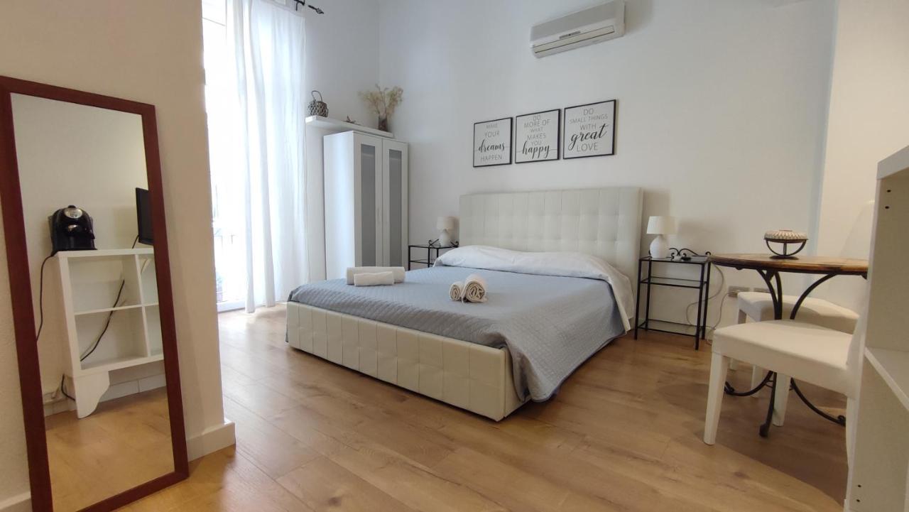 Living Cagliari Bed & Breakfast Luaran gambar